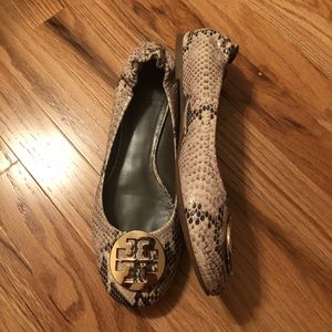 Tory Burch flats